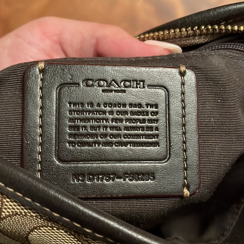 Coach Bag - Picture 3 of 6